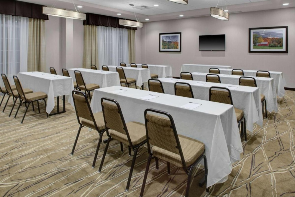 Hampton Inn By Hilton & Suites Manchester, VT Image 31